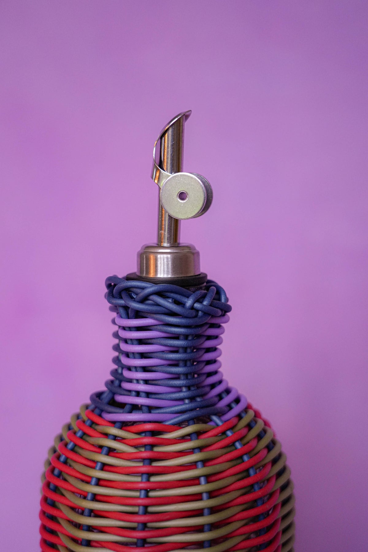 Maegen Oil Pourer - Red and Olive